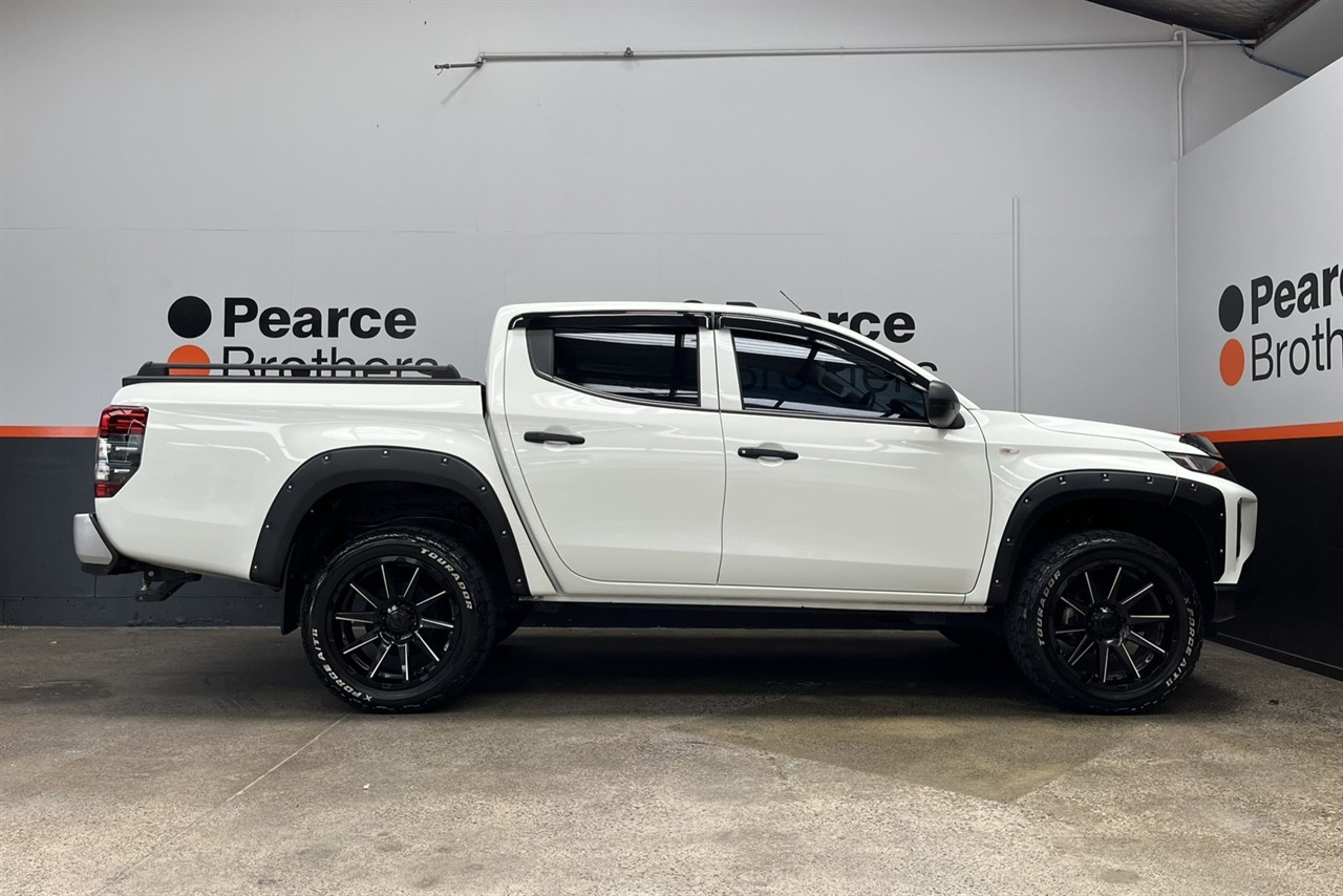 2024 Mitsubishi Triton