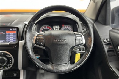 2017 Isuzu D-Max - Thumbnail