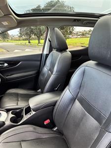 2017 Nissan QASHQAI - Thumbnail
