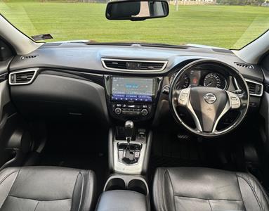 2017 Nissan QASHQAI - Thumbnail