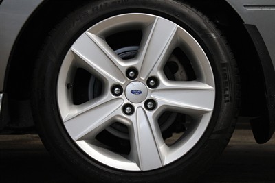 2003 Ford Falcon - Thumbnail