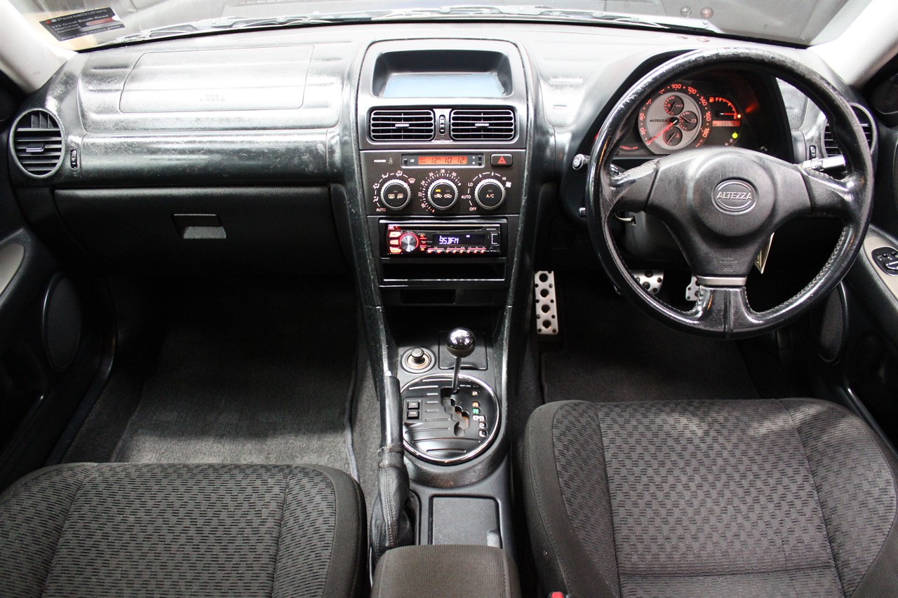 2002 Toyota Altezza