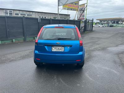 2005 Ford Fiesta - Thumbnail