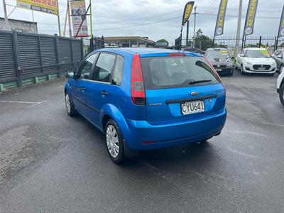 2005 Ford Fiesta - Thumbnail