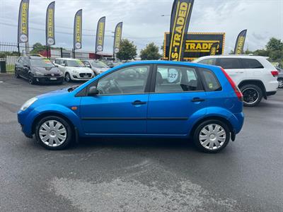 2005 Ford Fiesta - Thumbnail