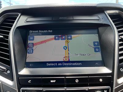 2017 Hyundai SANTA FE - Thumbnail