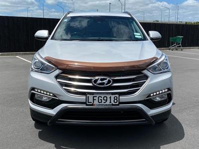 2017 Hyundai SANTA FE - Thumbnail