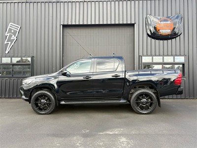2017 Toyota Hilux - Thumbnail