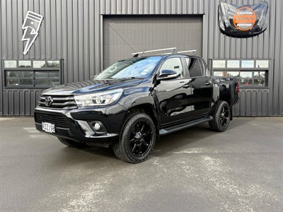 2017 Toyota Hilux - Thumbnail