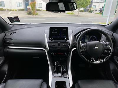 2023 Mitsubishi Eclipse Cross - Thumbnail