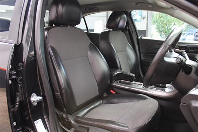 2016 Holden Malibu - Thumbnail