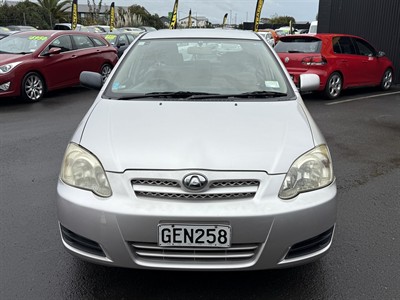 2004 Toyota Corolla - Thumbnail