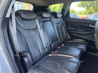 2019 Hyundai SANTA FE - Thumbnail