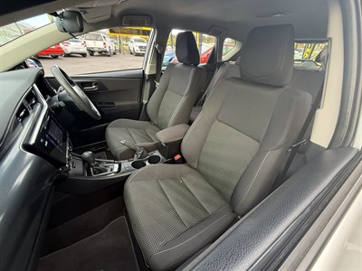 2017 Toyota Corolla - Thumbnail