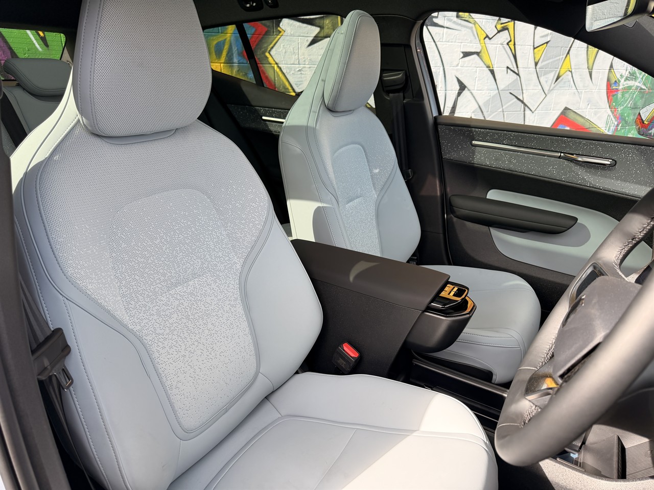 2025 Volvo EX30