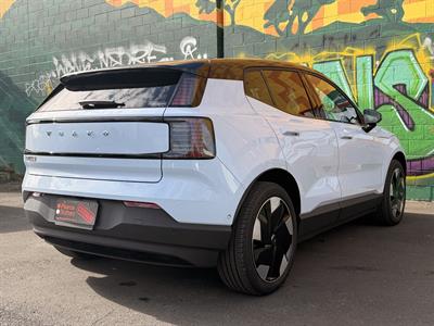 2025 Volvo EX30 - Thumbnail