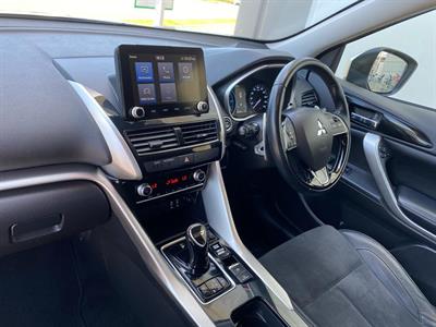 2022 Mitsubishi Eclipse Cross - Thumbnail