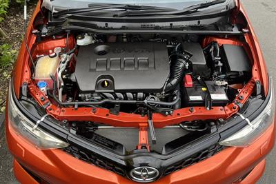 2016 Toyota Corolla - Thumbnail