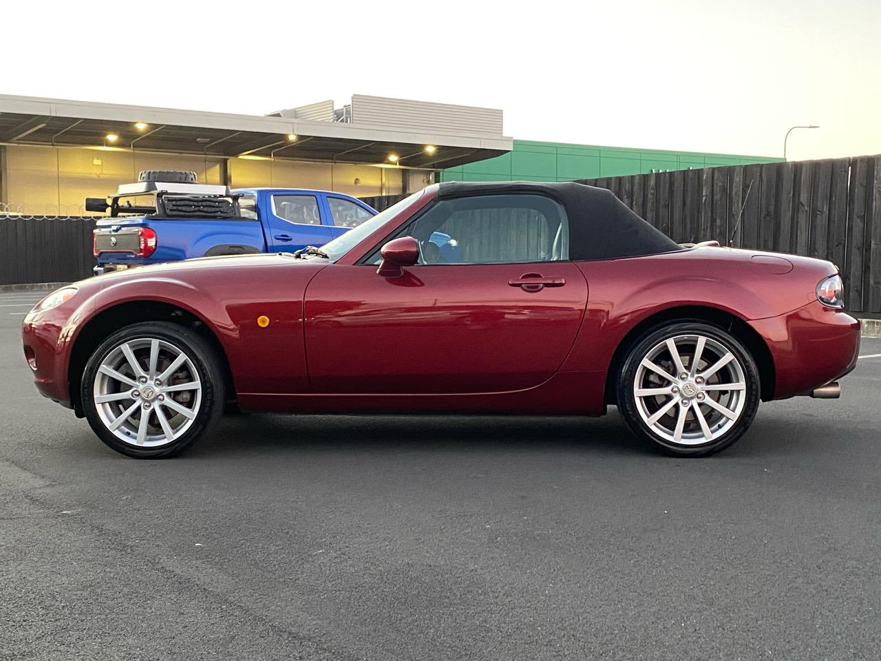 2006 Mazda Roadster