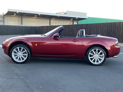 2006 Mazda Roadster - Thumbnail