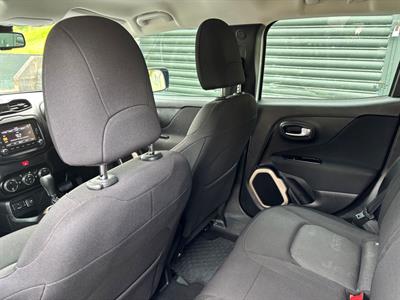 2018 Jeep Renegade - Thumbnail