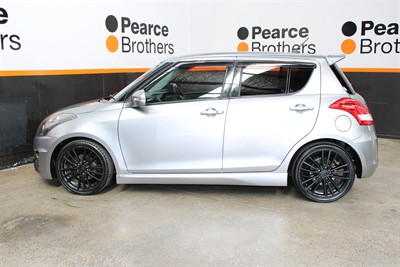 2013 Suzuki Swift - Thumbnail