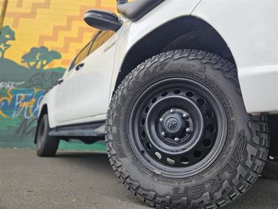 2020 Toyota Hilux - Thumbnail