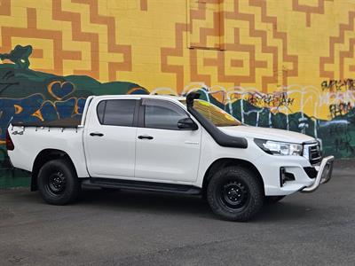 2020 Toyota Hilux - Thumbnail