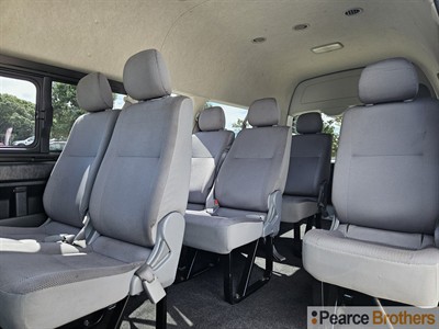 2017 Toyota Hiace - Thumbnail