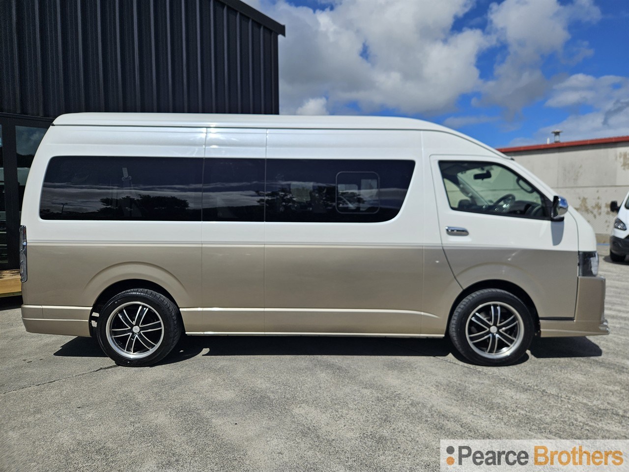 2017 Toyota Hiace