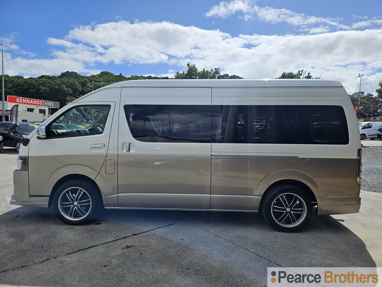 2017 Toyota Hiace