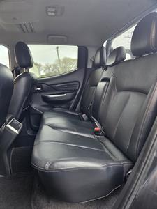 2020 Mitsubishi Triton - Thumbnail