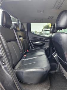 2020 Mitsubishi Triton - Thumbnail