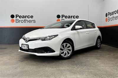 2016 Toyota Corolla - Thumbnail