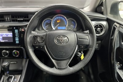 2016 Toyota Corolla - Thumbnail