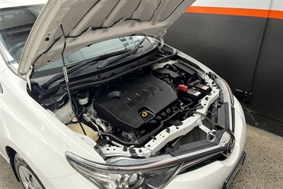 2016 Toyota Corolla - Thumbnail