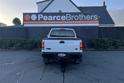 2004 Ford F250 - Thumbnail