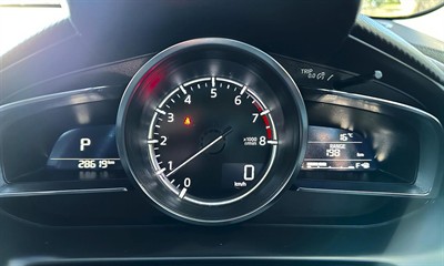 2021 Mazda 2 - Thumbnail