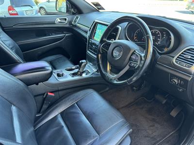 2018 Jeep GRAND CHEROKEE - Thumbnail