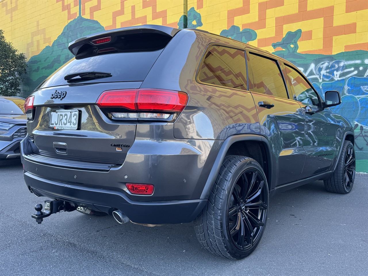 2018 Jeep GRAND CHEROKEE