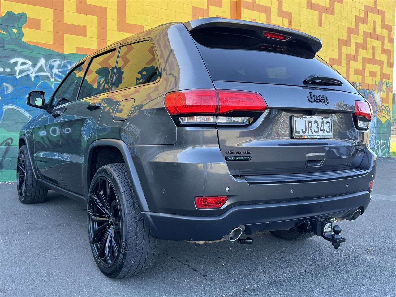 2018 Jeep GRAND CHEROKEE