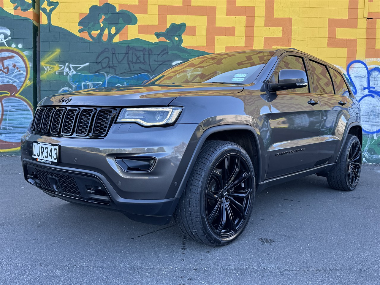 2018 Jeep GRAND CHEROKEE