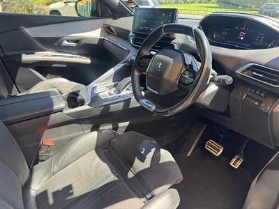 2021 Peugeot 3008 - Thumbnail