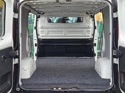 2020 Mitsubishi Express - Thumbnail