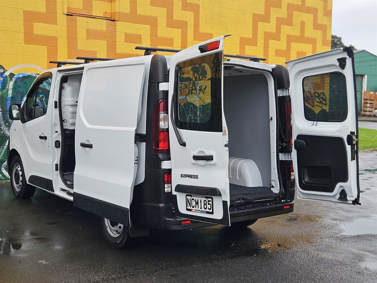 2020 Mitsubishi Express
