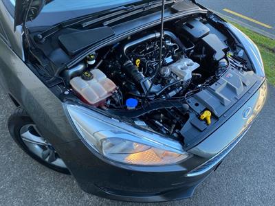 2018 Ford Focus - Thumbnail