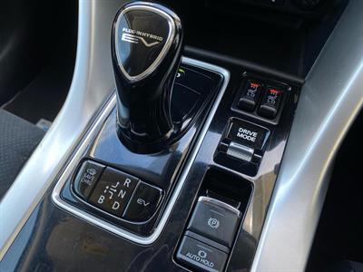 2022 Mitsubishi Eclipse Cross - Thumbnail