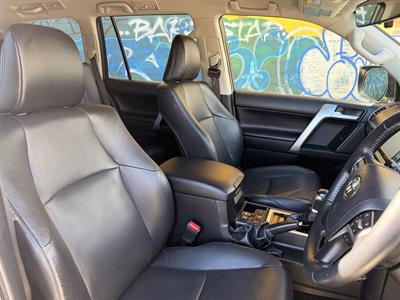 2018 Toyota Land Cruiser Prado - Thumbnail