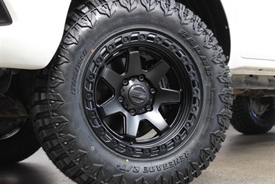 2018 Toyota Hilux - Thumbnail