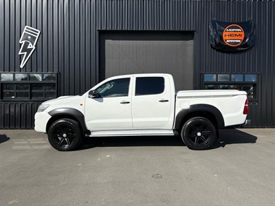 2014 Toyota Hilux - Thumbnail